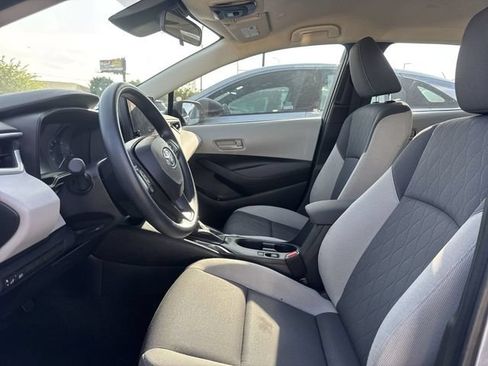 Used 2024 Toyota Corolla LE FWD image 12