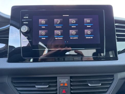 Certified 2025 Volkswagen Jetta S image 20