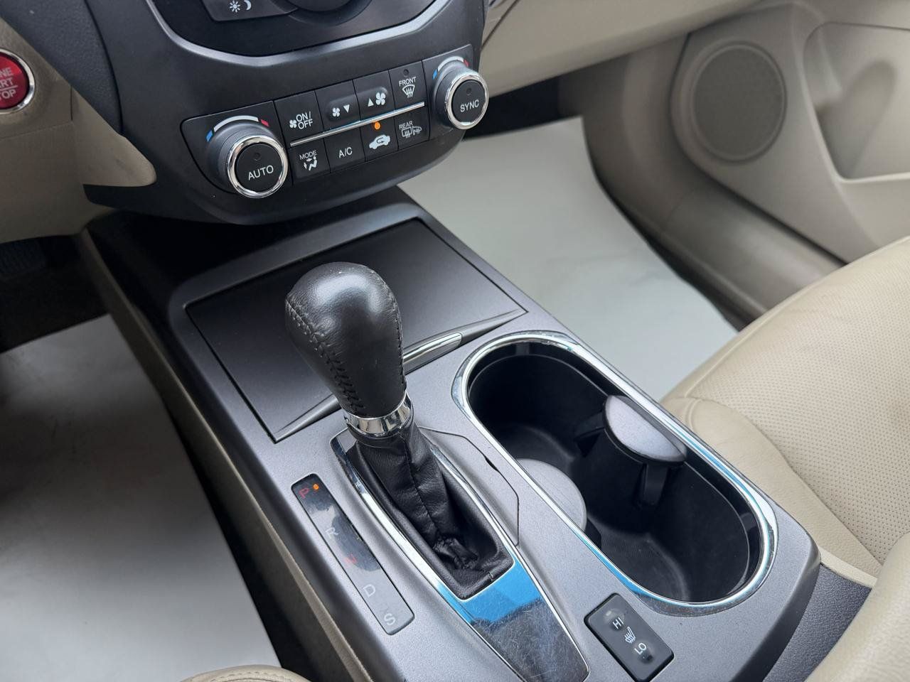Used 2015 Acura RDX AWD image 21