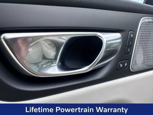 Certified 2026 Volvo XC60 T8 Ultra w/ Climate Package AWD/4WD image 14