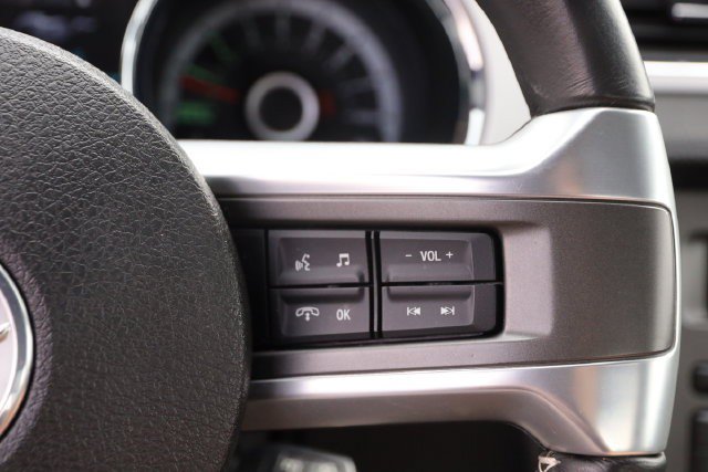 Used 2013 Ford Mustang GT Premium RWD image 11