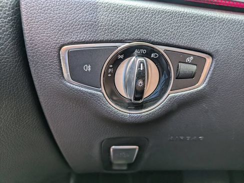 Used 2019 Mercedes-Benz E 300 image 25