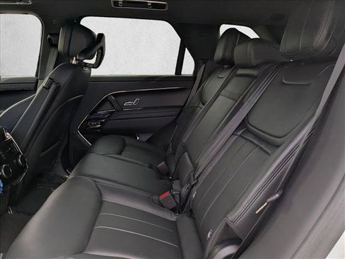 New 2026 Land Rover Range Rover Sport Dynamic SE AWD/4WD image 15