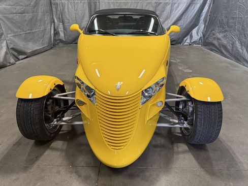 Used 1999 Plymouth Prowler RWD image 2