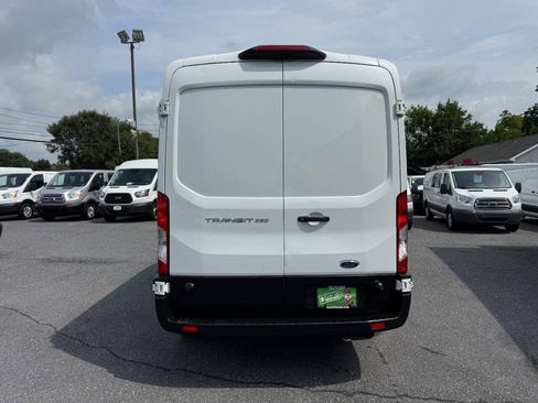 Used 2019 Ford Transit 250 148 Medium Roof RWD image 34