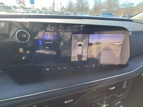 New 2026 Chevrolet Tahoe Premier w/ Sun And Tow Package AWD/4WD image 29