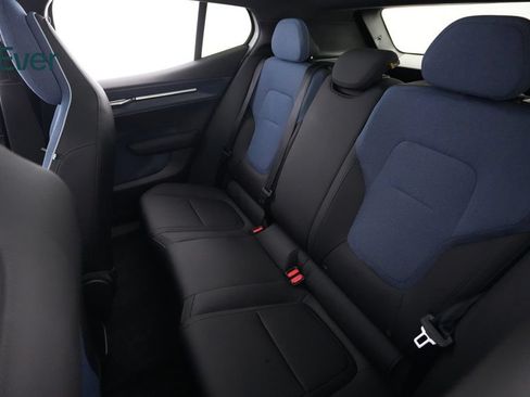 Used 2025 Volvo EX30 Plus w/ Protection Package Premier AWD/4WD image 24