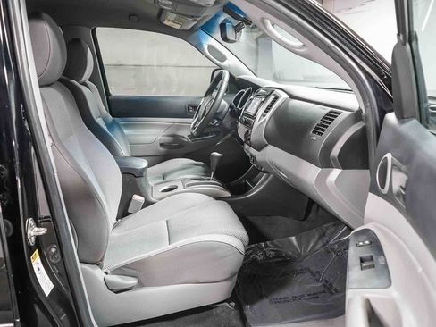 Used 2015 Toyota Tacoma TRD Pro w/ Off Road Towing Package image 16