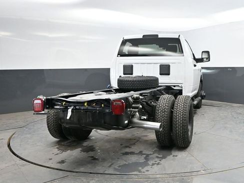 New 2026 RAM 3500 Tradesman AWD/4WD image 6