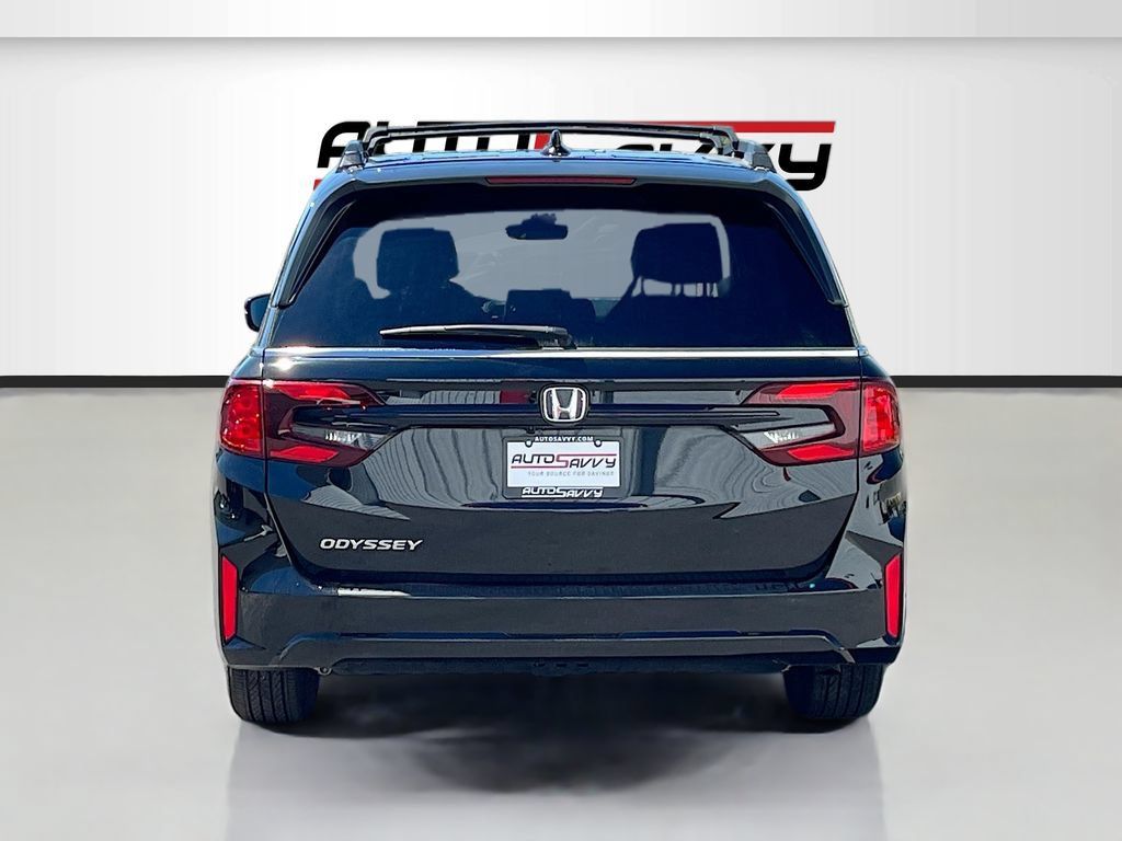 Used 2026 Honda Odyssey EX-L image 6