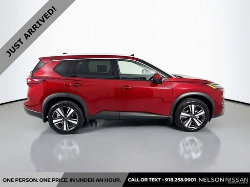 Certified 2024 Nissan Rogue SL w/ SL Premium Package image 4