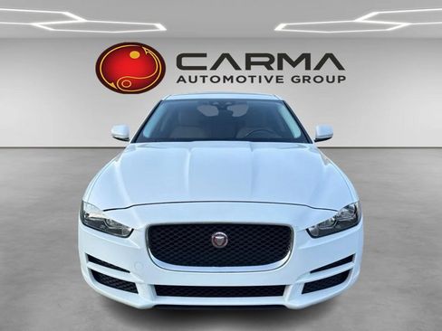 Used 2019 Jaguar XE Premium RWD image 8