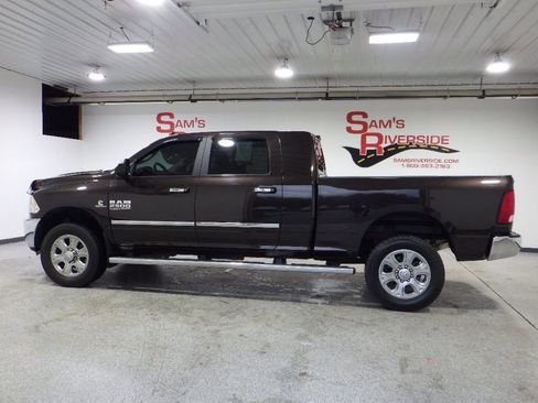 Used 2017 RAM 2500 Big Horn image 2