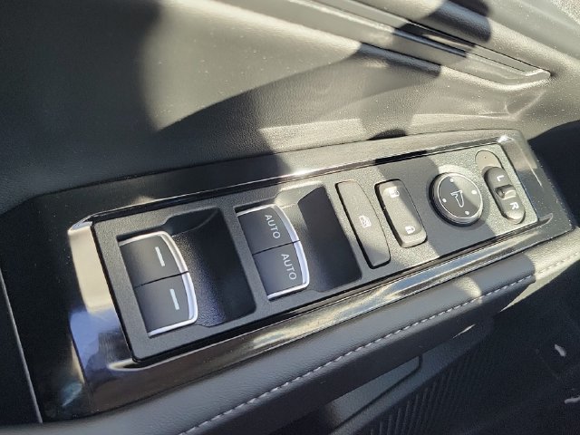 Used 2025 Honda Accord Touring image 19