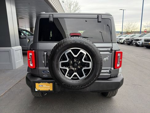Used 2023 Ford Bronco Outer Banks image 15