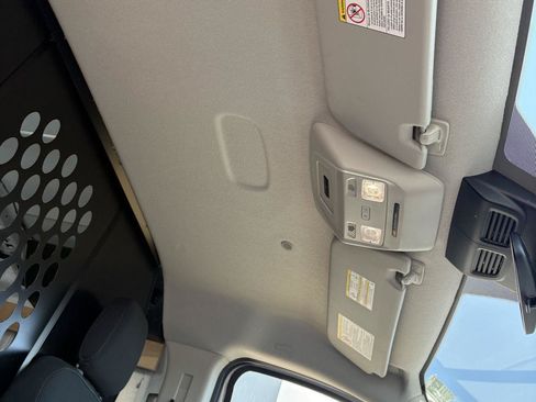 Used 2025 Ford Transit 250 Low Roof w/ Exterior Upgrade Package RWD image 25