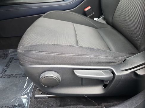 Used 2020 MAZDA CX-30 FWD image 17