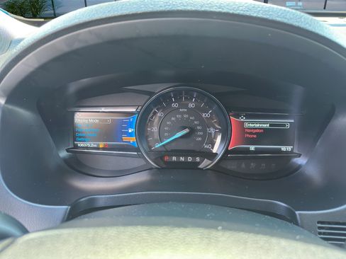 Used 2018 Ford Explorer XLT w/ Equipment Group 202A image 11