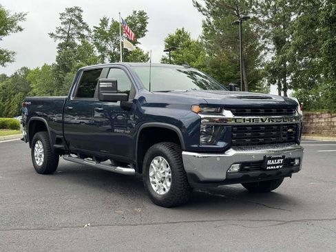 Used 2020 Chevrolet Silverado 2500 LT w/ All Star Edition AWD/4WD image 2