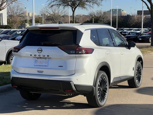 New 2026 Nissan Rogue SV image 4