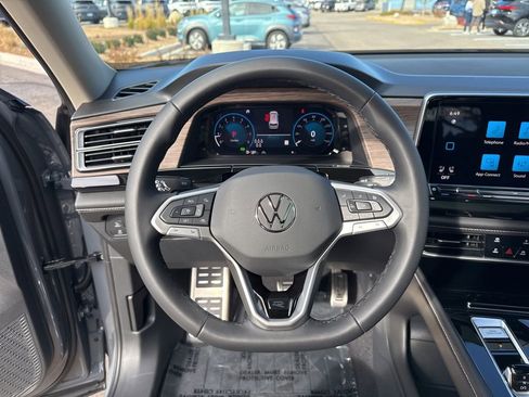 New 2026 Volkswagen Atlas SEL Premium R-Line image 14