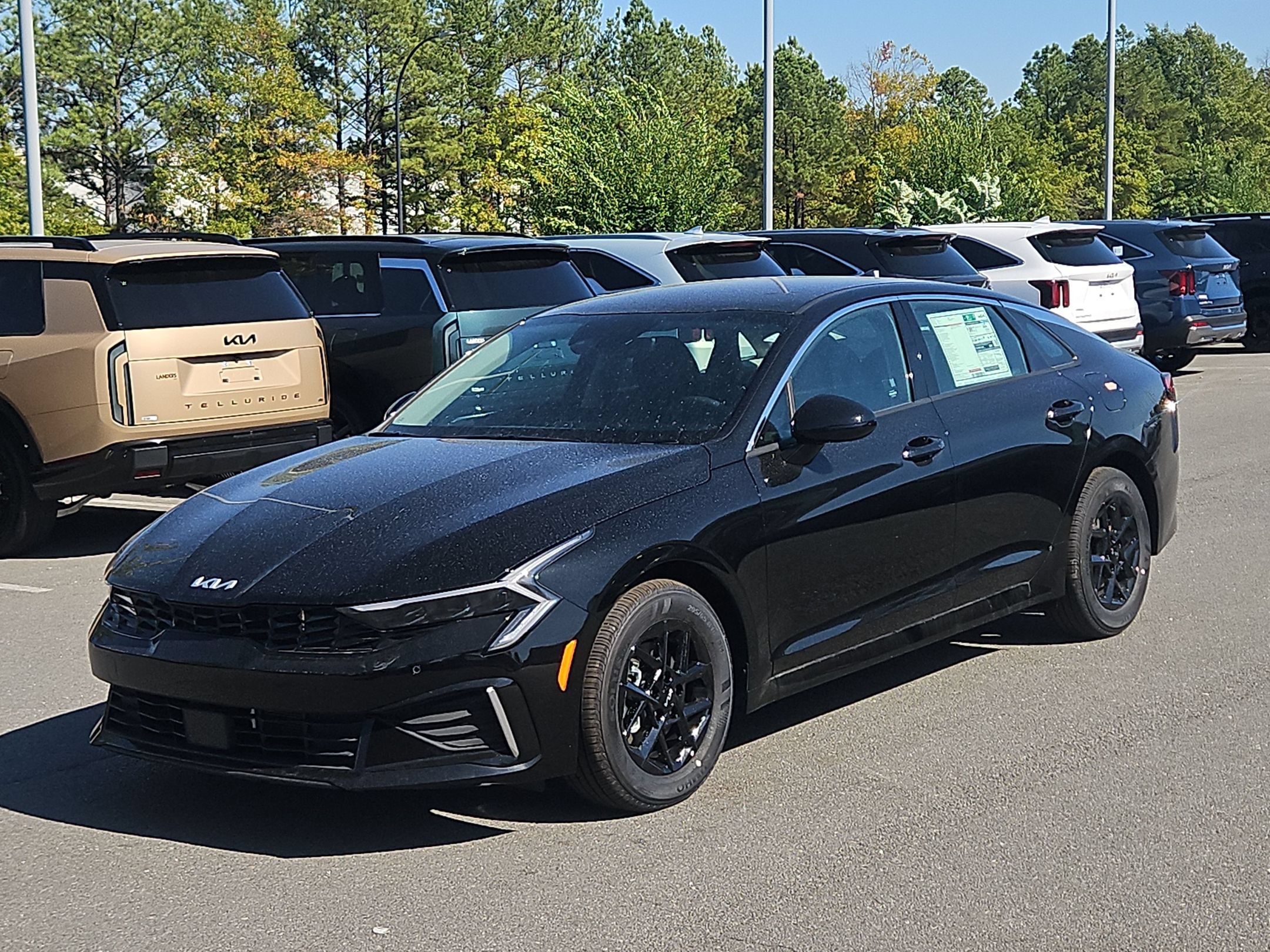 New 2026 Kia K5 LXS FWD image 3