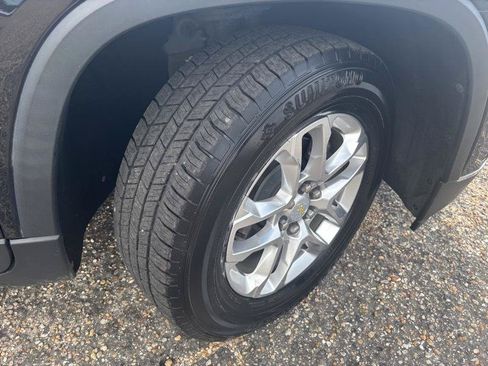 Used 2021 Chevrolet Traverse LT AWD/4WD image 18