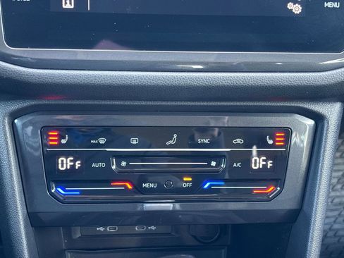 Used 2024 Volkswagen Tiguan Wolfsburg Edition image 26