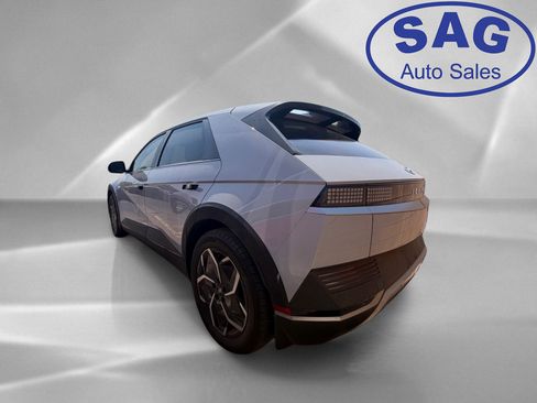 Used 2024 Hyundai Ioniq 5 SEL RWD image 5