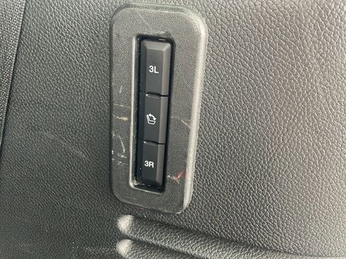 Used 2017 Lincoln Navigator Select image 52