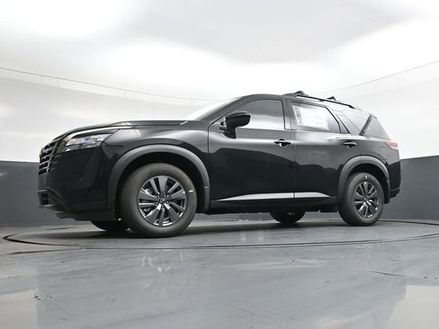 New 2026 Nissan Pathfinder SV AWD/4WD image 40