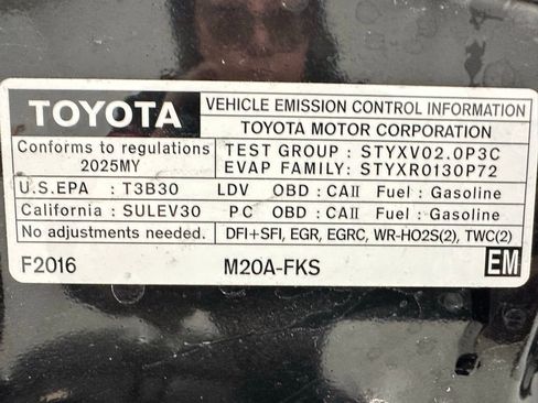 Used 2025 Toyota Corolla SE w/ SE Premium Package image 69