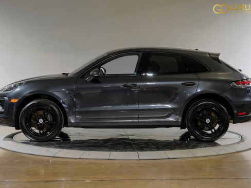 Used 2023 Porsche Macan w/ Premium Package Plus AWD/4WD image 12