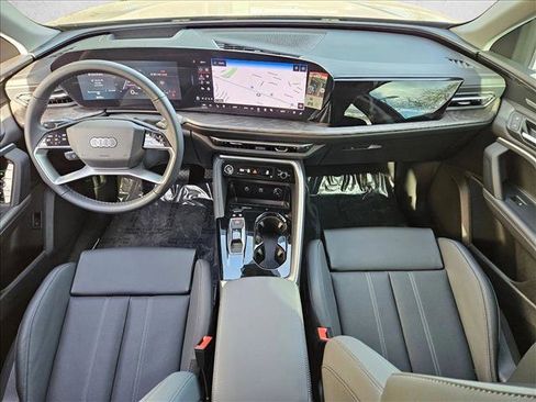 New 2025 Audi Q5 Premium Plus image 14