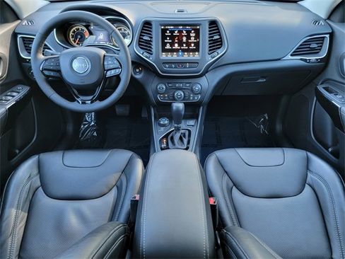 Certified 2023 Jeep Cherokee Altitude Lux image 26