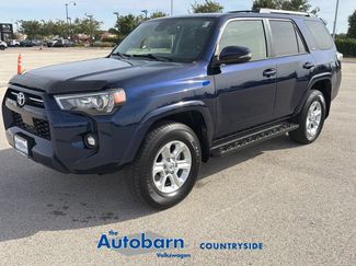 Used 2023 Toyota 4Runner SR5 Premium w/ Moonroof Package AWD/4WD video 3