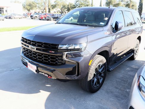 Used 2023 Chevrolet Tahoe Z71 w/ Luxury Package image 4