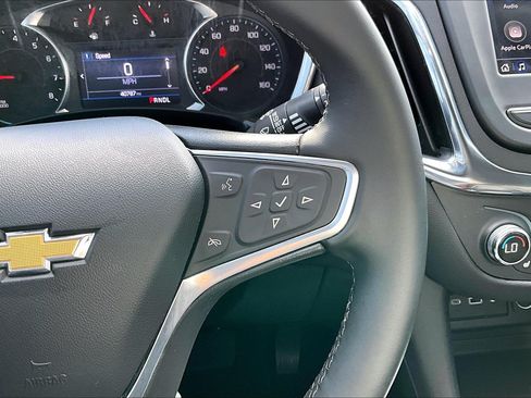 Used 2023 Chevrolet Equinox LT FWD image 21