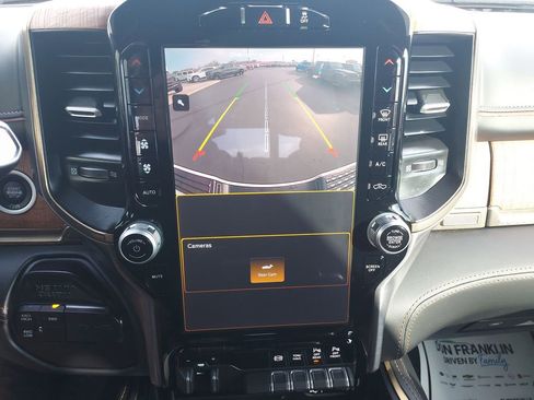 Used 2024 RAM 2500 Limited image 23