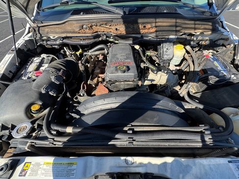 Used 2007 Dodge Ram 3500 Truck SLT image 10