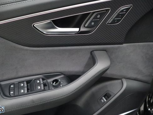 Used 2025 Audi RS Q8 performance image 15