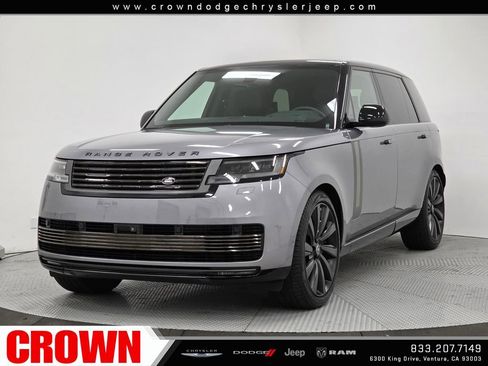 Used 2024 Land Rover Range Rover SV AWD/4WD image 3