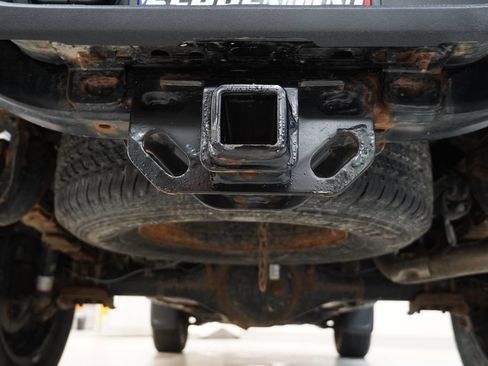 Used 2021 Toyota Tacoma Limited AWD/4WD image 11