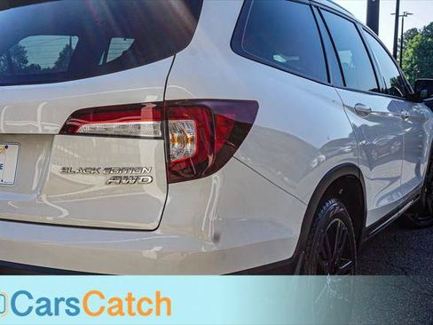 Used 2021 Honda Pilot Black Edition image 7