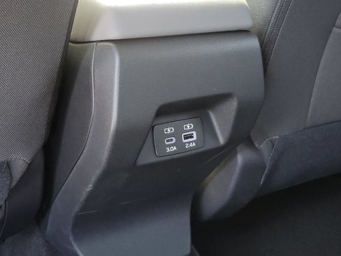 Used 2026 Subaru Crosstrek 2.5i Premium AWD/4WD image 14