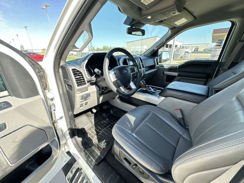 Used 2020 Ford F150 Lariat AWD/4WD image 10