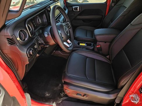 New 2025 Jeep Wrangler Sahara image 9