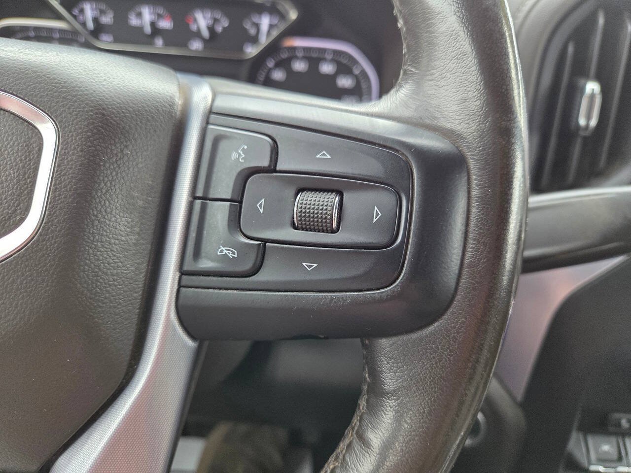 Used 2020 GMC Sierra 1500 SLT w/ SLT Premium Plus Package AWD/4WD image 8