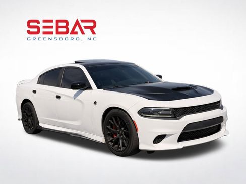 Used 2016 Dodge Charger SRT Hellcat RWD image 8
