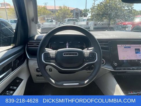 Used 2024 Jeep Wagoneer Series II w/ HD Trailer Tow Package image 12